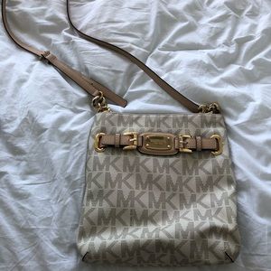 Authentic Michale Kors cross body purse